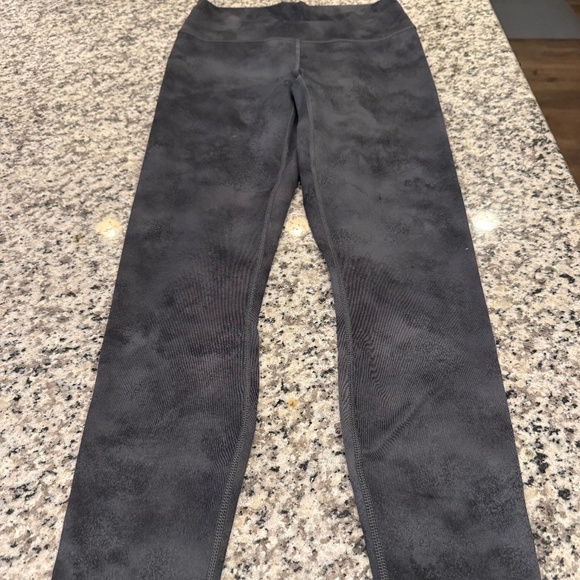 Fabletics Define PowerHold® High-Waisted 7/8 Legging Onyx Smudge - Small - Picture 1 of 5